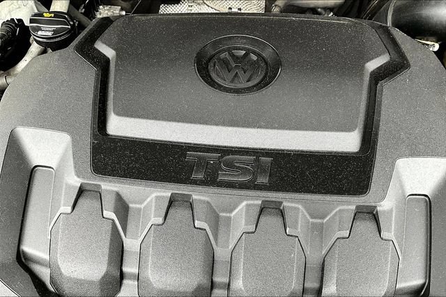 Used 2019 Volkswagen Tiguan SEL AWD/4WD image 31