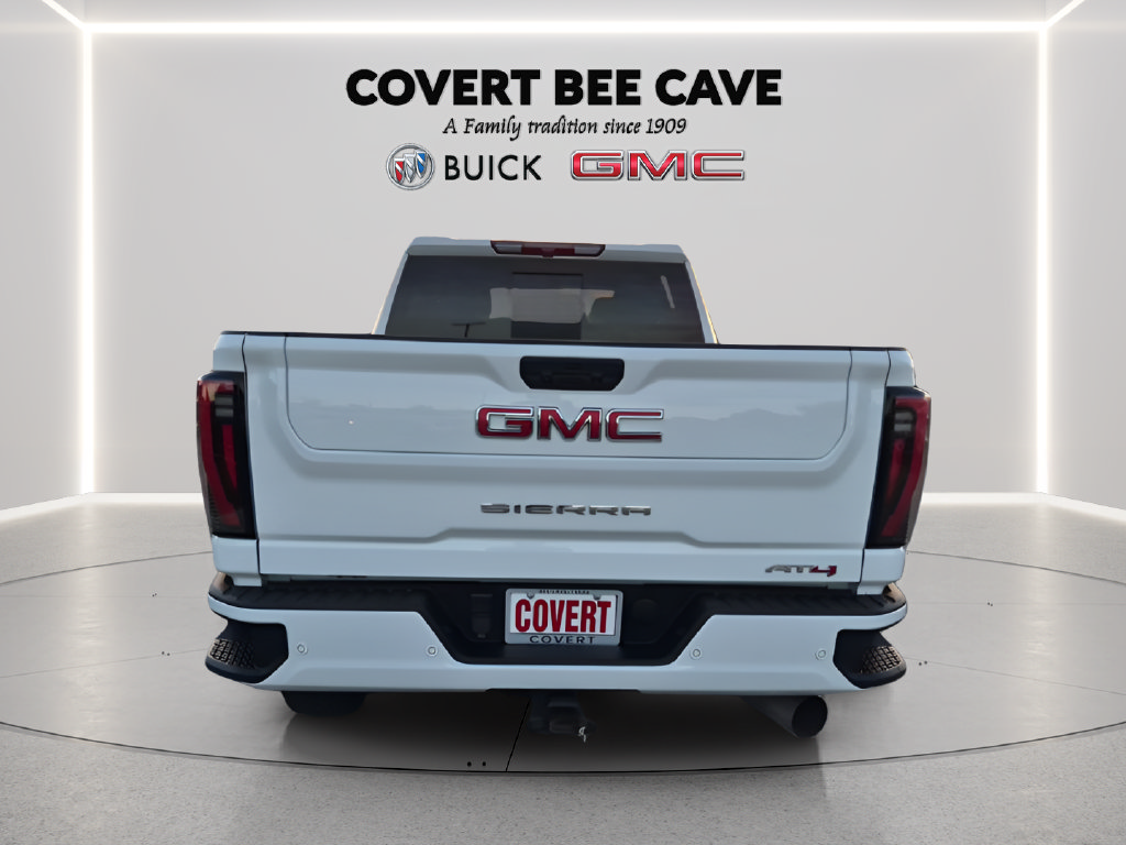 Used 2024 GMC Sierra 2500 AT4 w/ AT4 Preferred Package AWD/4WD image 8