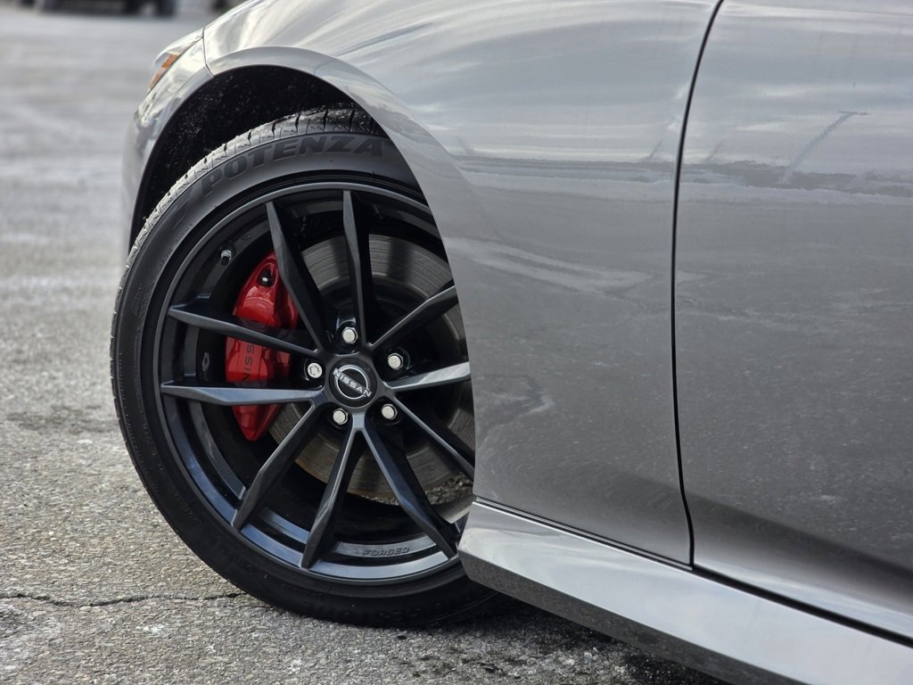 Used 2024 Nissan Z Performance w/ Floor Mat Package image 7