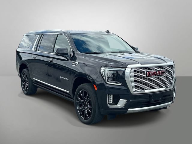 Used 2024 GMC Yukon XL Denali w/ Advanced Technology Package AWD/4WD image 25