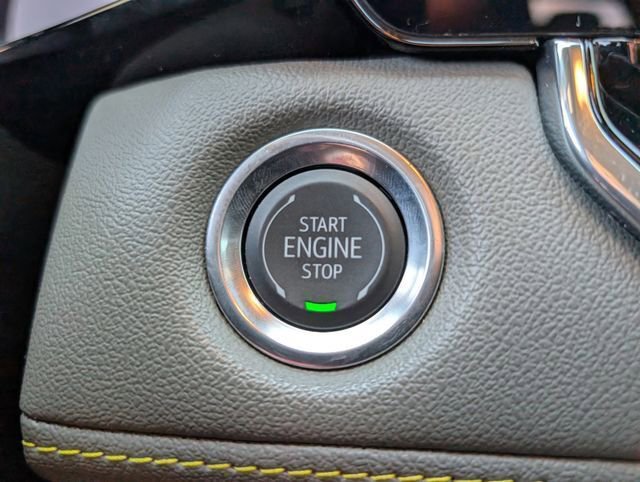 Used 2024 Chevrolet Colorado ZR2 w/ Technology Package image 33