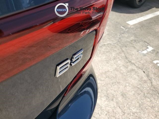 Used 2023 Volvo S60 B5 Ultimate w/ Protection Package Premier FWD image 8