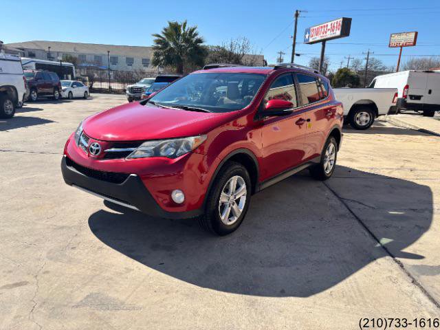 Used 2014 Toyota RAV4 XLE image 3