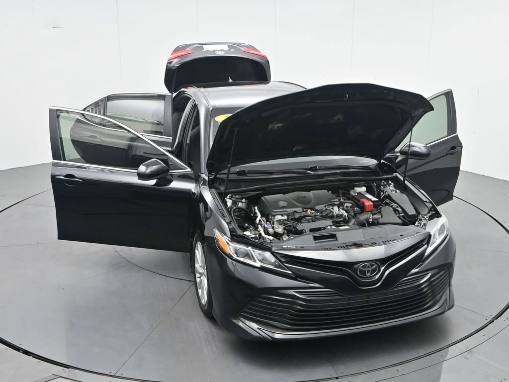 Used 2019 Toyota Camry LE image 40