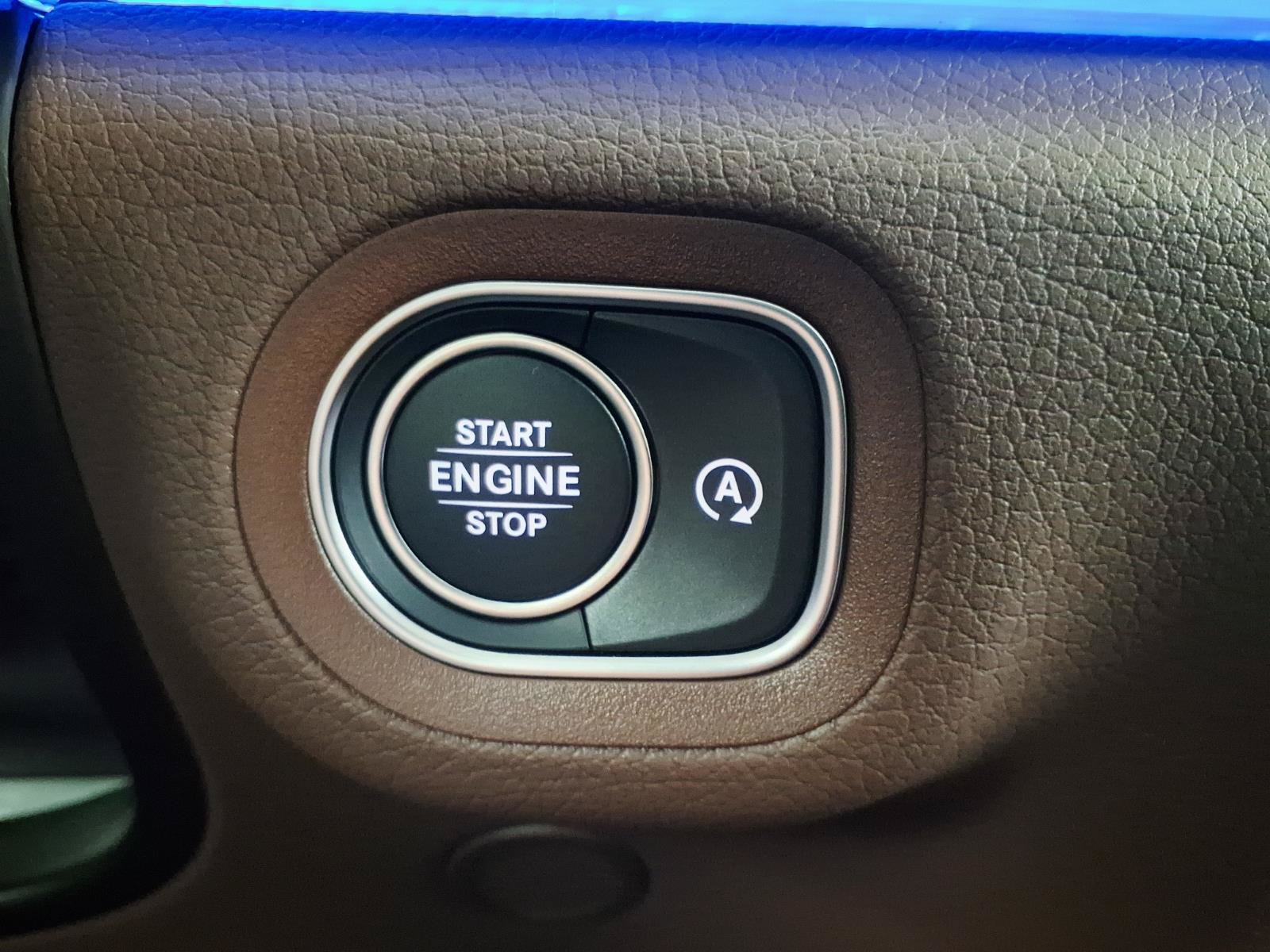 Used 2026 Mercedes-Benz GLS 450 4MATIC image 23