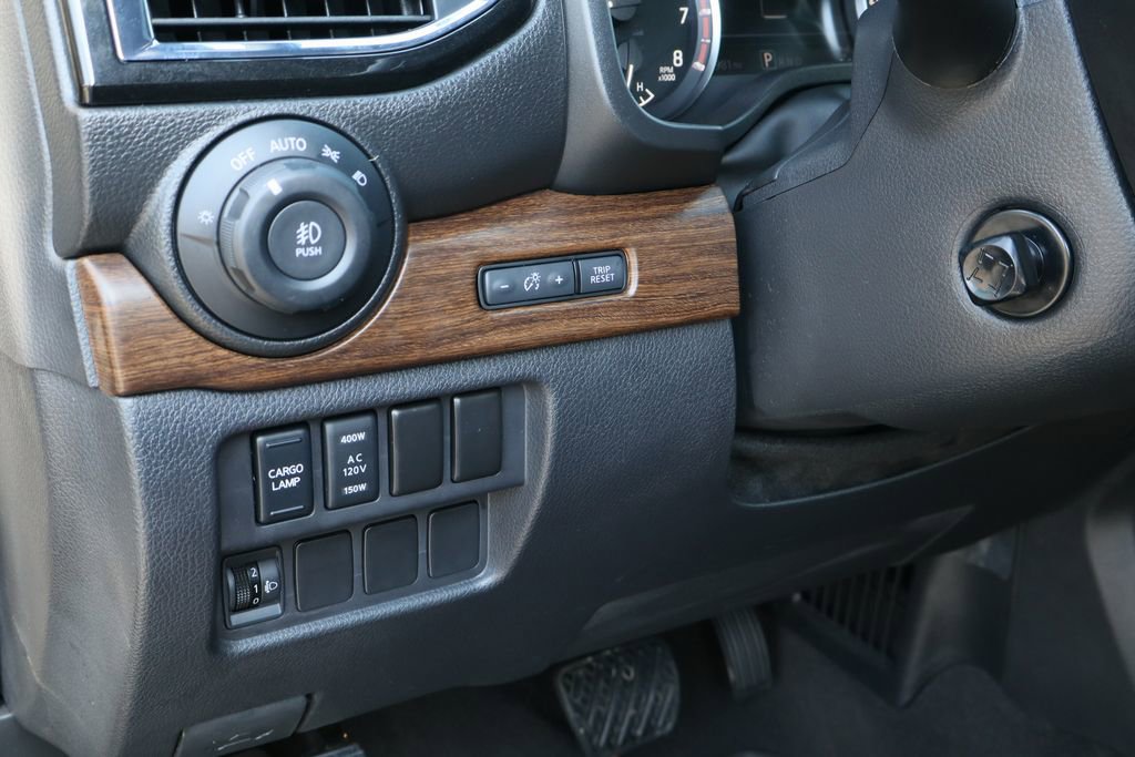 Used 2023 Nissan Titan Platinum Reserve w/ Moonroof Package image 12