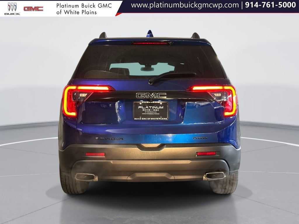 Used 2023 GMC Acadia SLT w/ Elevation Edition image 5