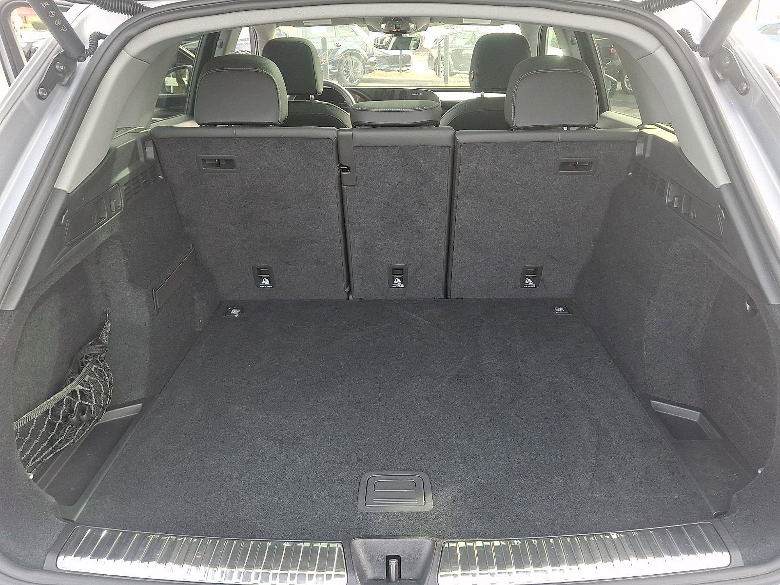 Used 2025 Audi Q5 Premium Plus w/ Premium Plus AWD/4WD image 29