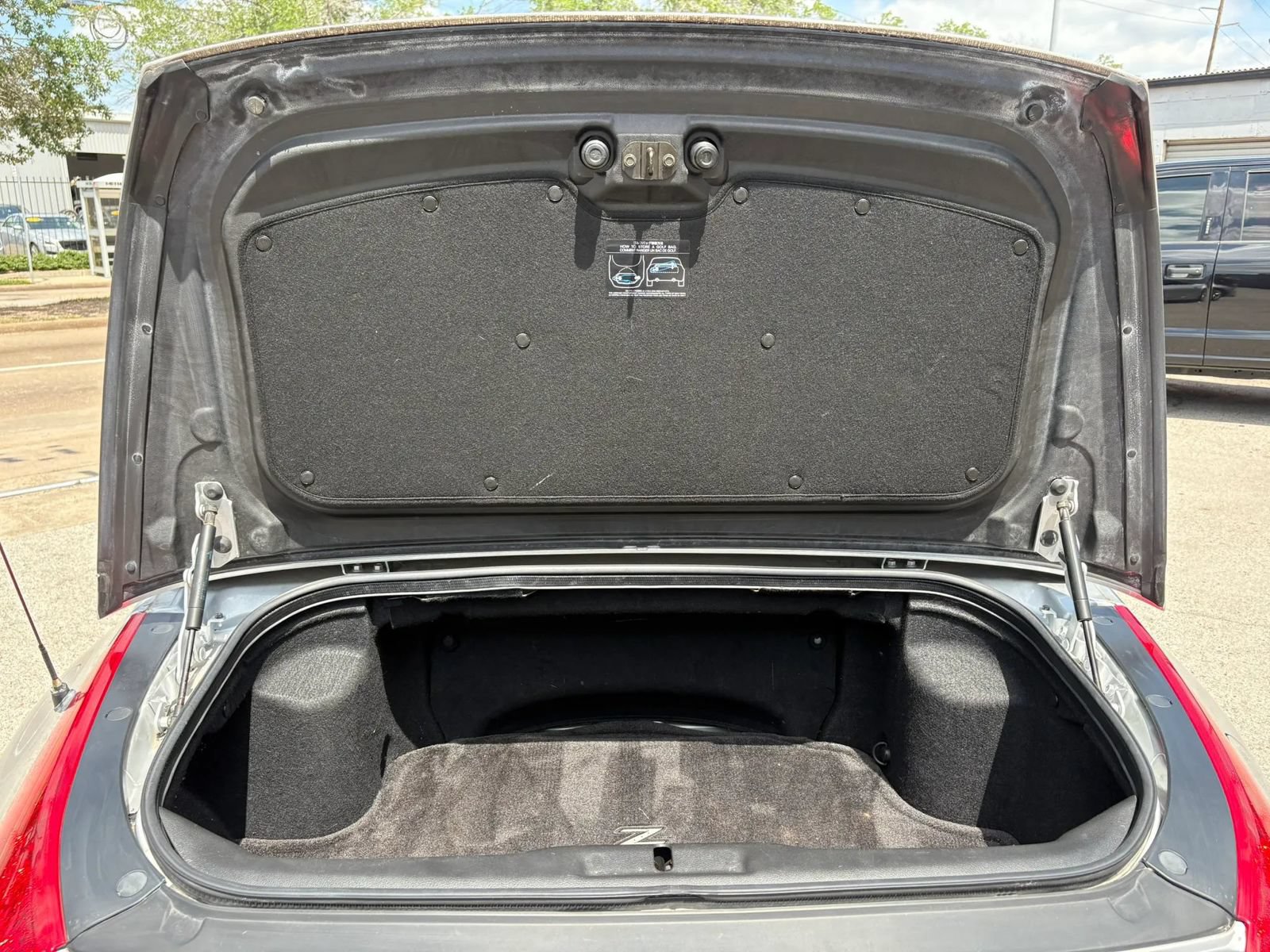 Used 2006 Nissan 350Z Touring RWD image 31