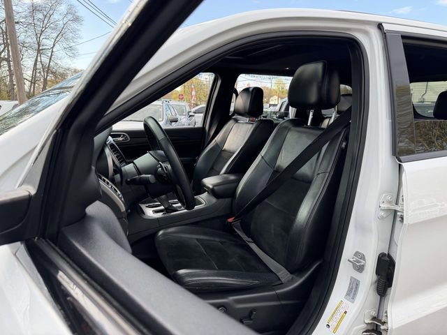 Used 2017 Jeep Grand Cherokee Altitude AWD/4WD image 23