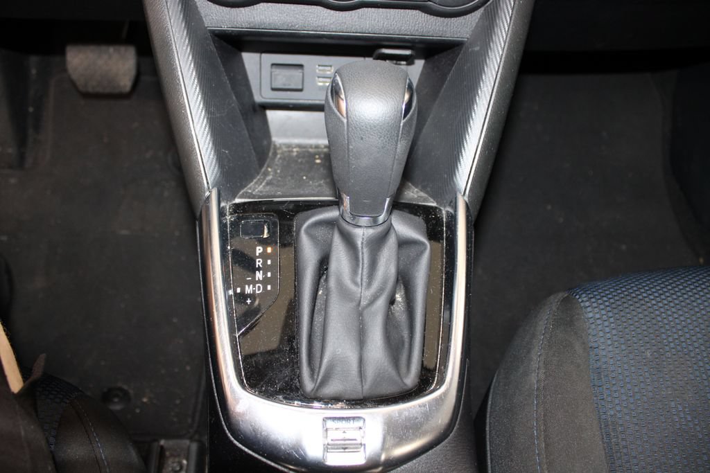 Used 2019 Toyota Yaris LE FWD image 27