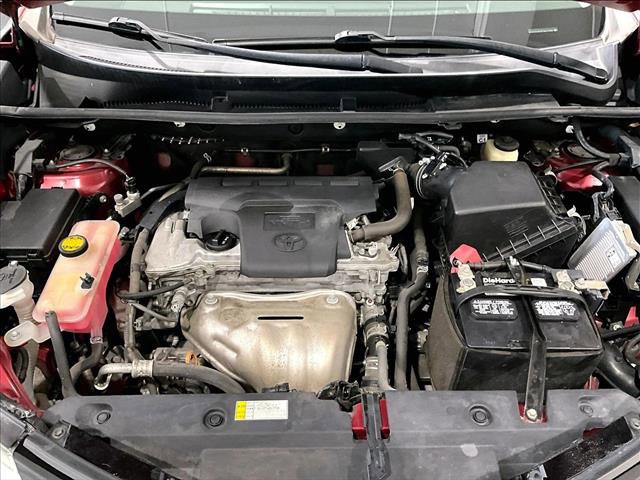 Used 2018 Toyota RAV4 LE image 11