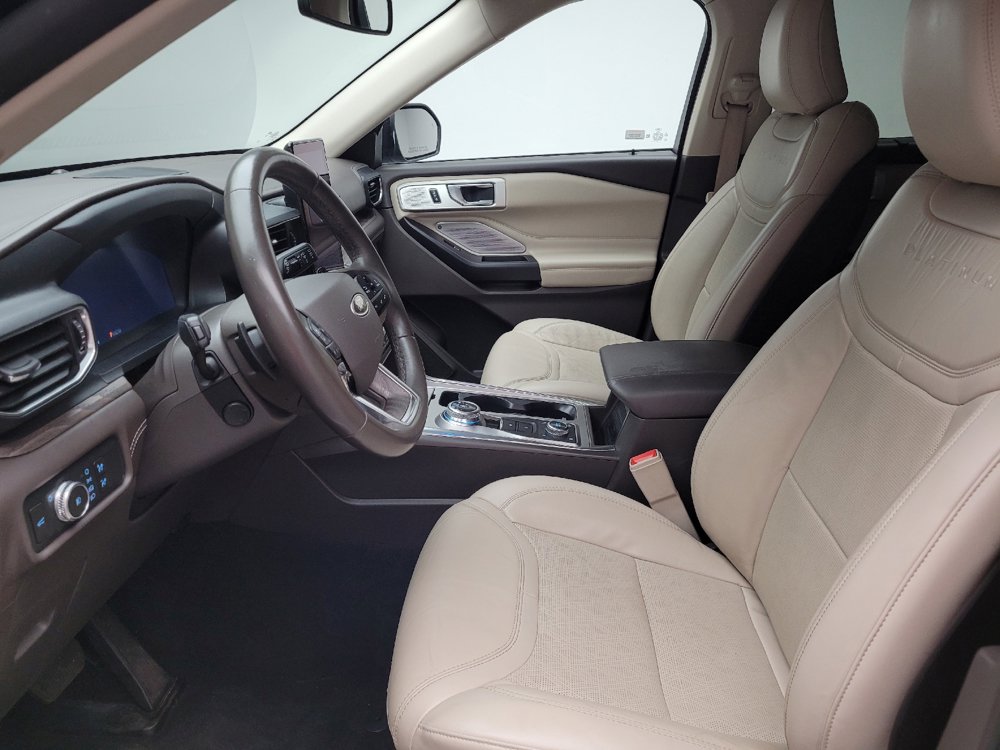 Used 2020 Ford Explorer Platinum w/ Premium Technology Package AWD/4WD image 17