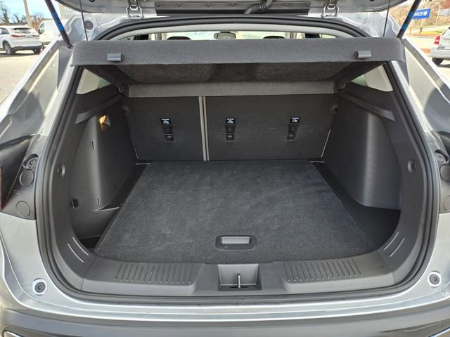 Used 2025 Chevrolet Trax ACTIV w/ Driver Confidence Package image 14