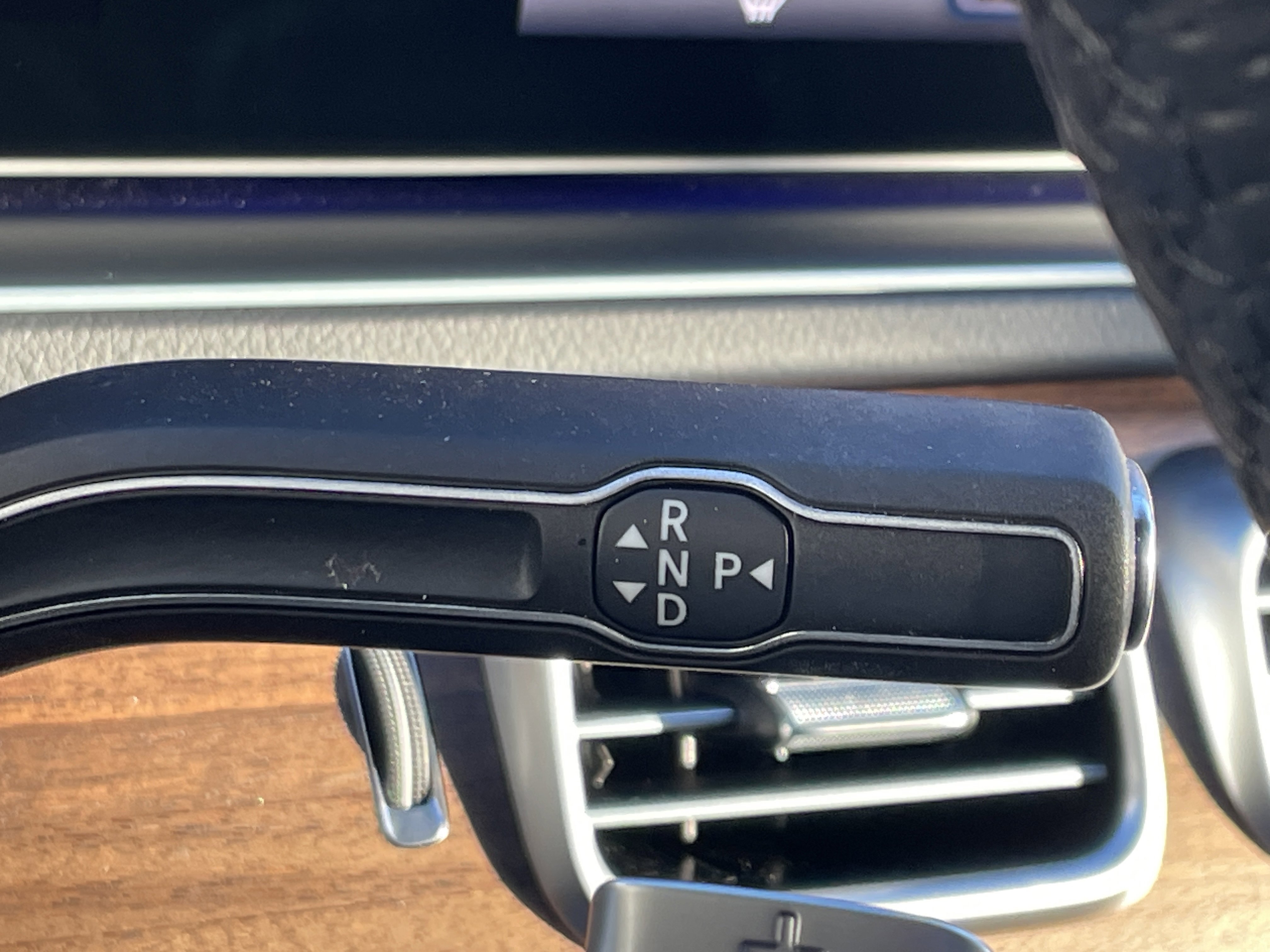 Certified 2025 Mercedes-Benz GLS 450 4MATIC image 31