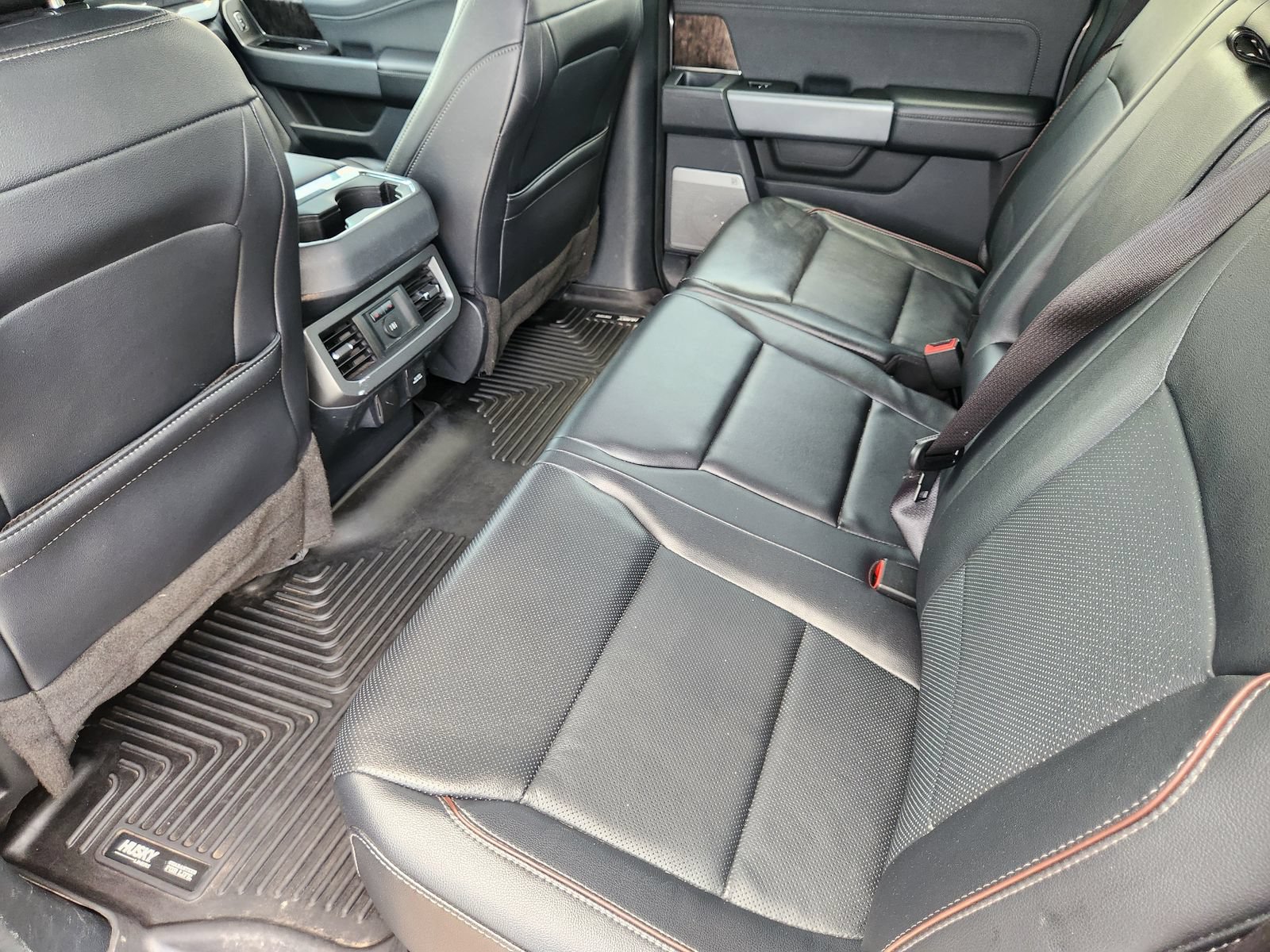 Used 2023 Ford F250 Lariat w/ Lariat Ultimate Package AWD/4WD image 32