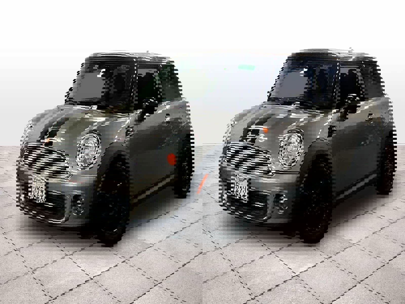 Used 2013 MINI Cooper Hardtop image 1