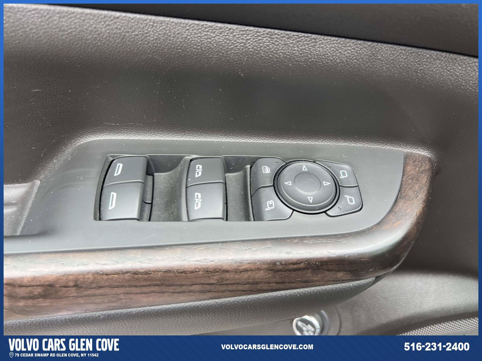 Used 2022 GMC Acadia Denali AWD/4WD image 18