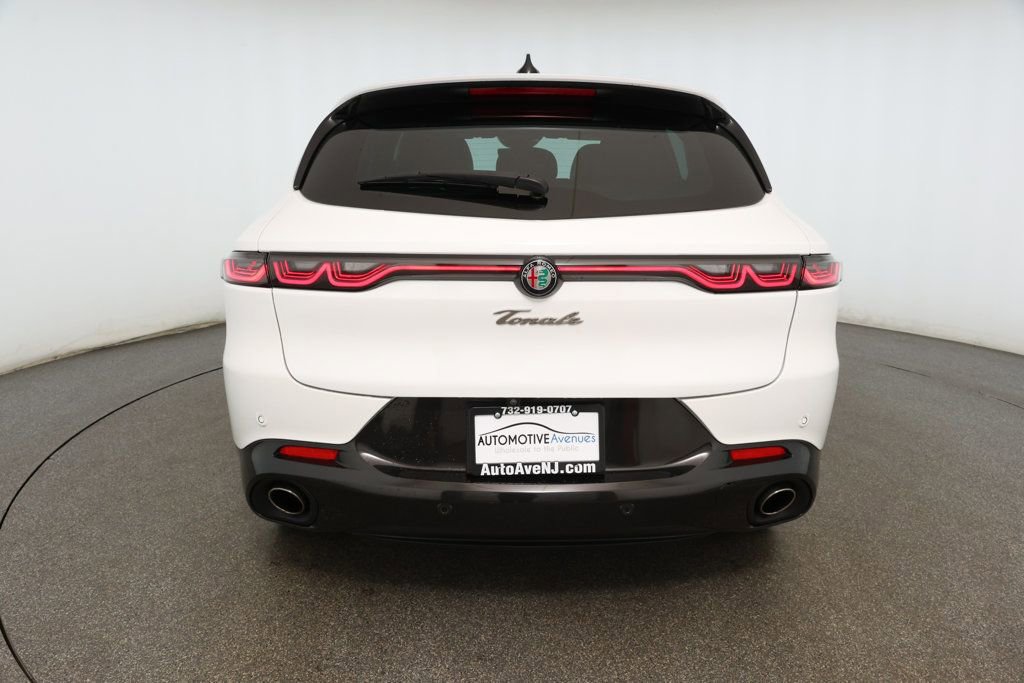 Used 2024 Alfa Romeo Tonale Veloce image 5
