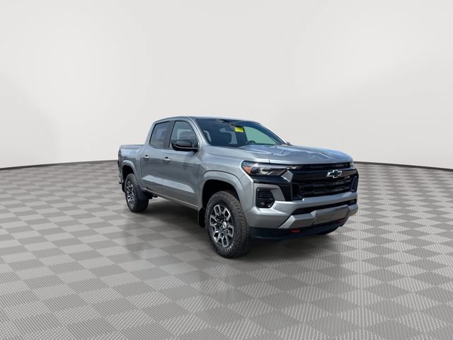 Certified 2023 Chevrolet Colorado Z71 w/ Z71 Convenience Package 2 AWD/4WD image 2