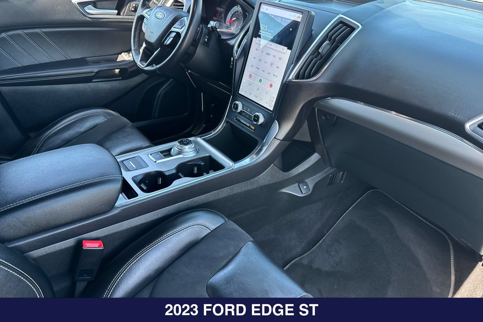 Used 2023 Ford Edge ST AWD/4WD image 17