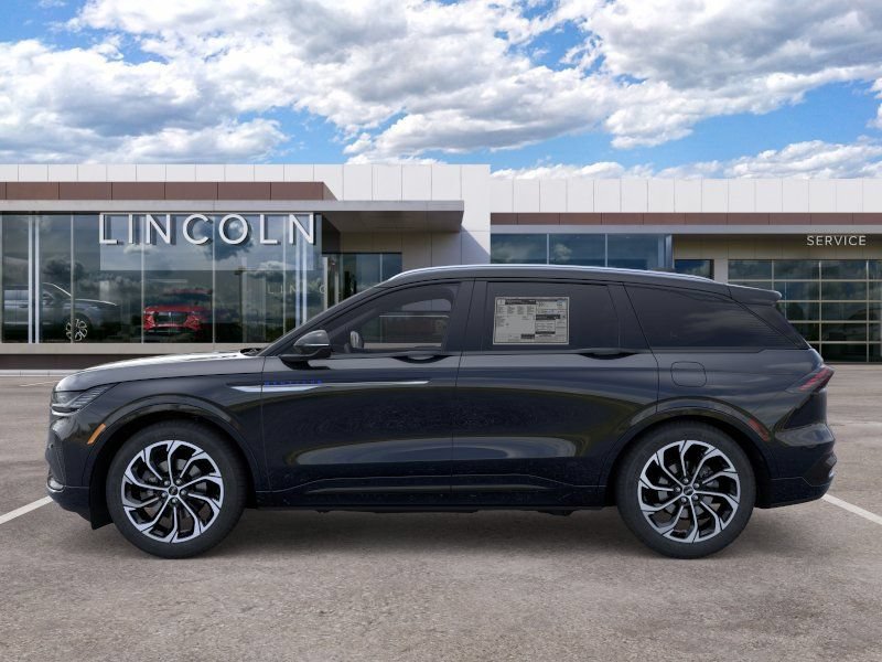 New 2026 Lincoln Nautilus Reserve AWD/4WD image 3