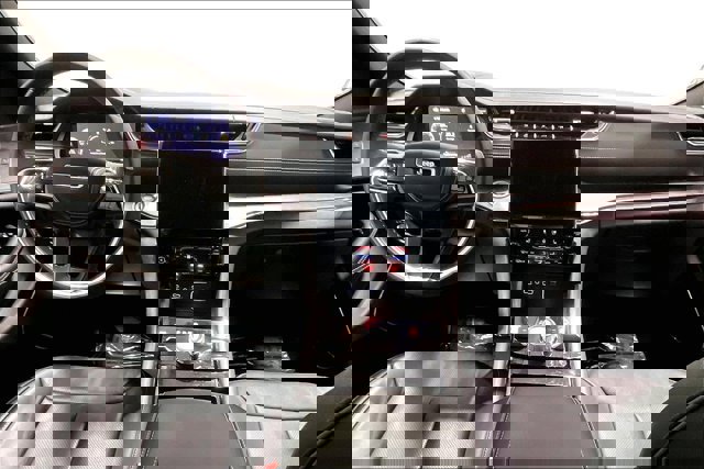 Used 2023 Jeep Grand Cherokee Overland image 15