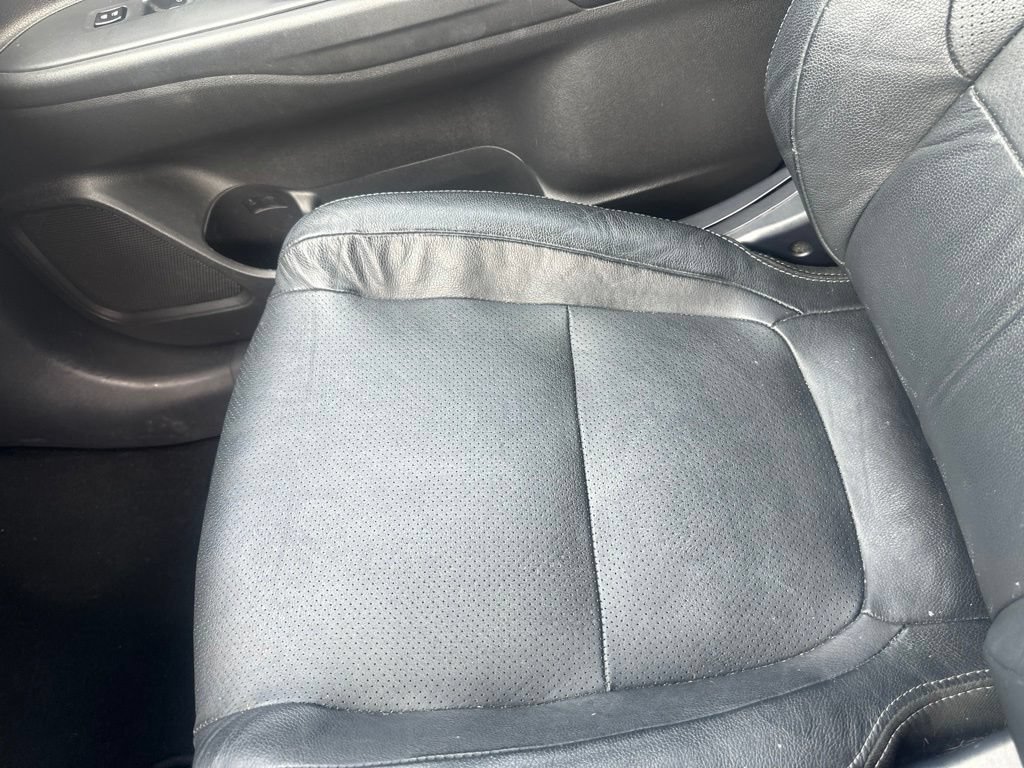 Used 2016 Mitsubishi Outlander SEL AWD/4WD image 13