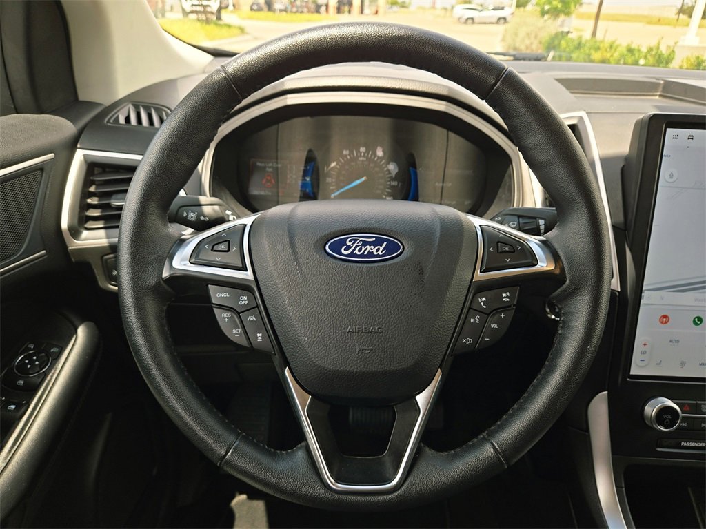 Used 2024 Ford Edge SEL image 14