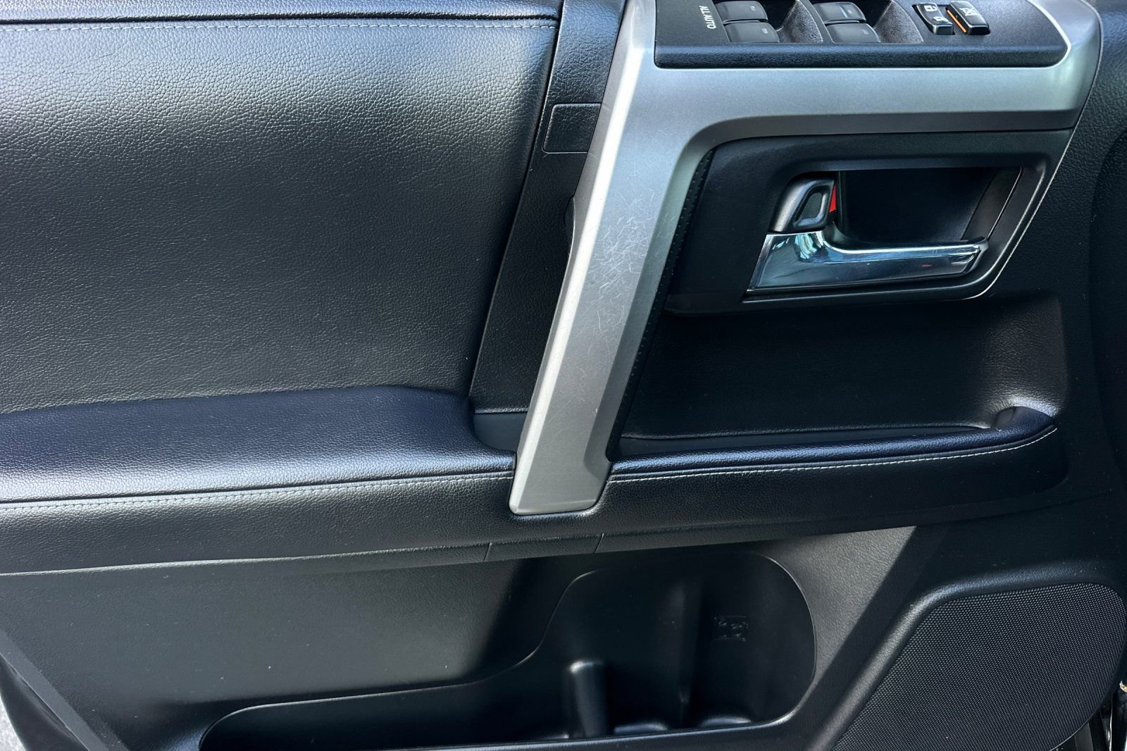 Used 2022 Toyota 4Runner SR5 Premium image 26