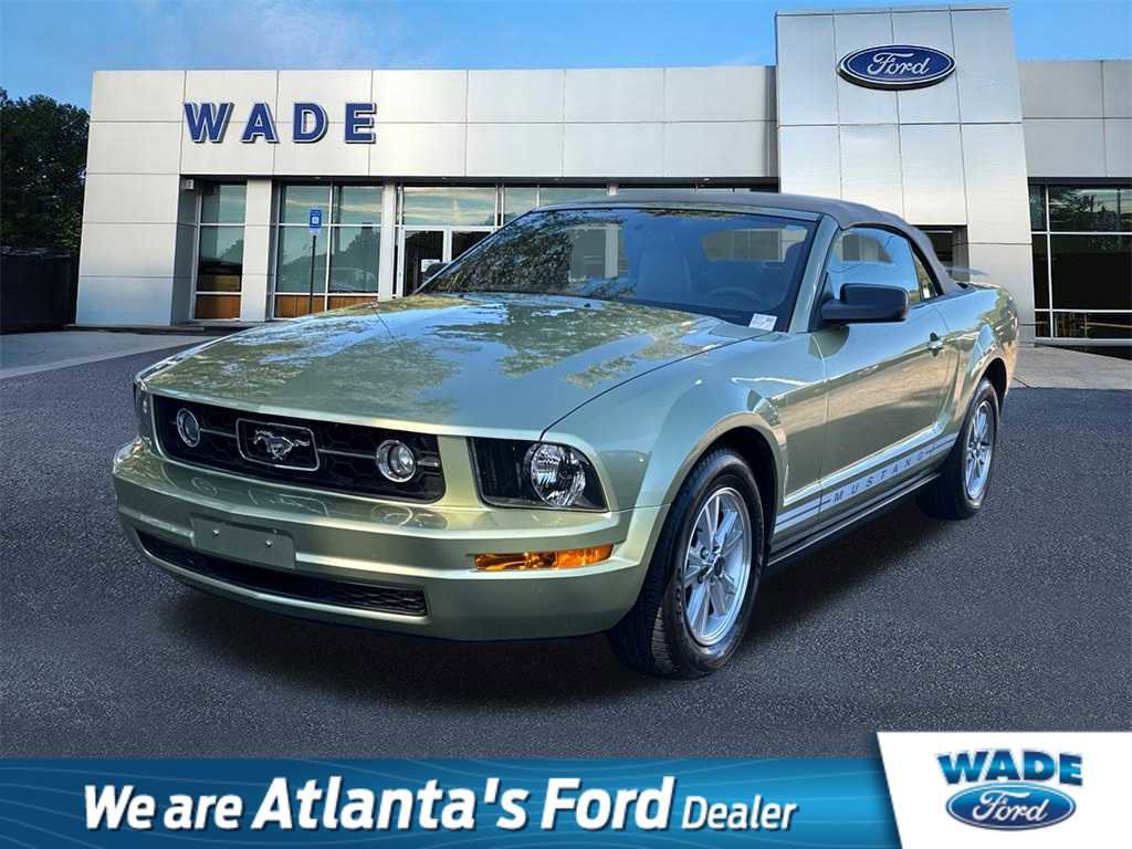 Used 2006 Ford Mustang Deluxe