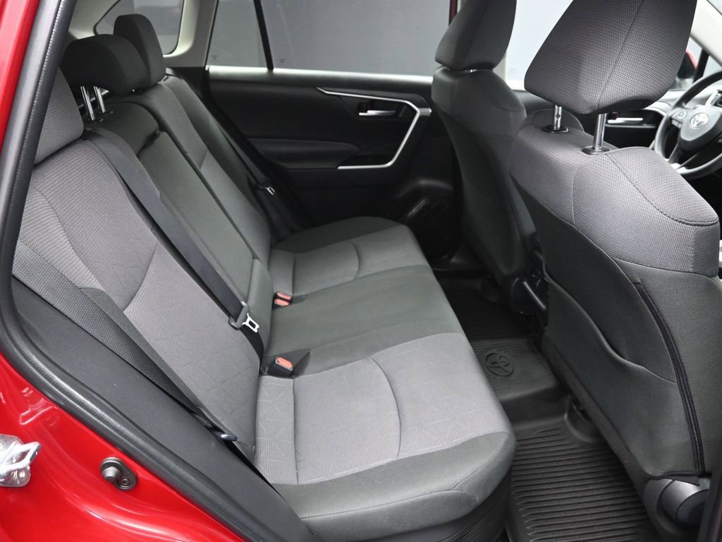 Used 2025 Toyota RAV4 XLE w/ Convenience Package image 37