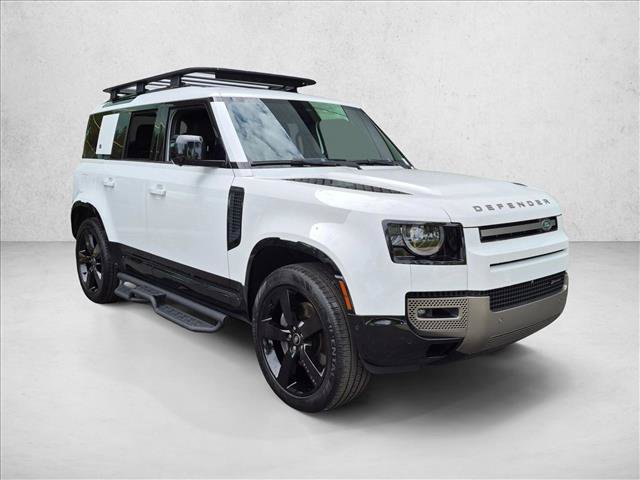 Used 2022 Land Rover Defender 110 X-Dynamic SE AWD/4WD image 3