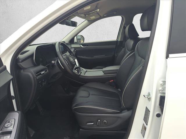 Used 2024 Hyundai Palisade SEL image 16