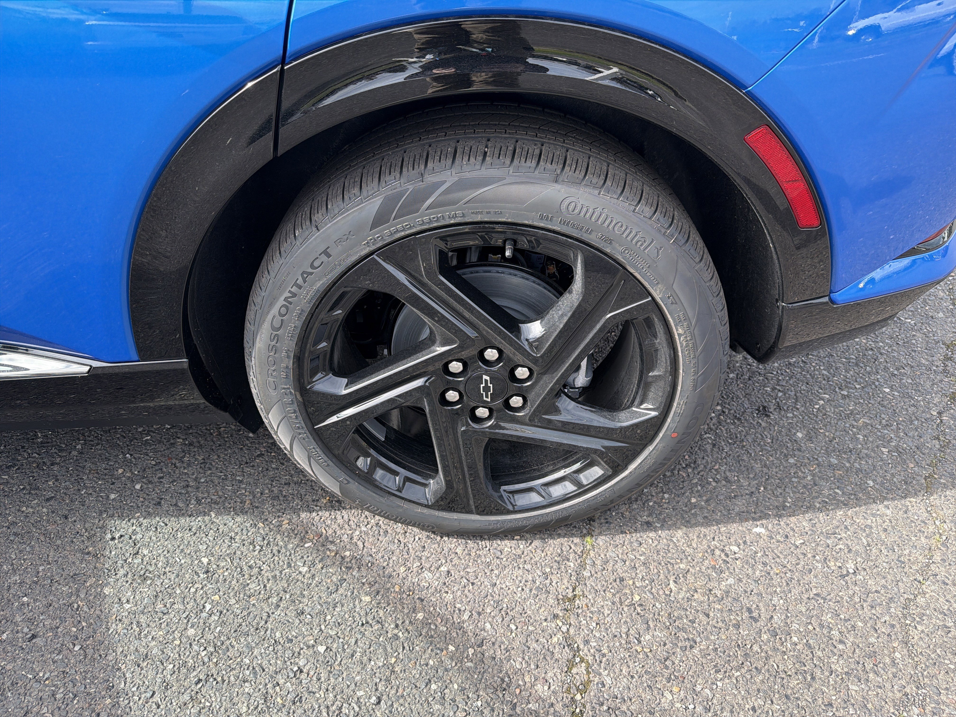 New 2026 Chevrolet Equinox EV RS image 25