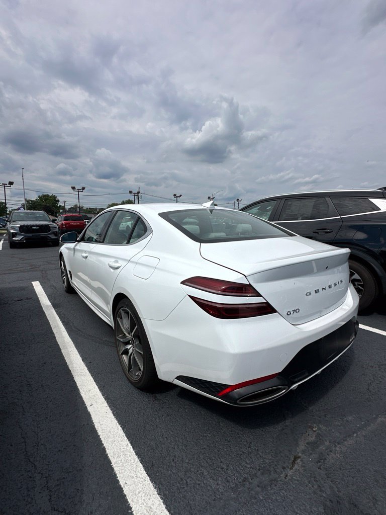 Used 2025 Genesis G70 2.5T RWD image 6