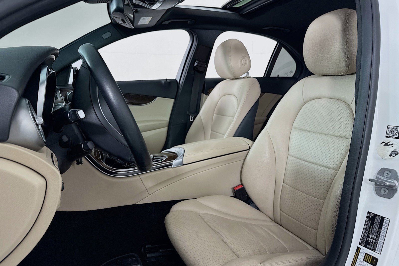 Used 2018 Mercedes-Benz C 300 Sedan image 16