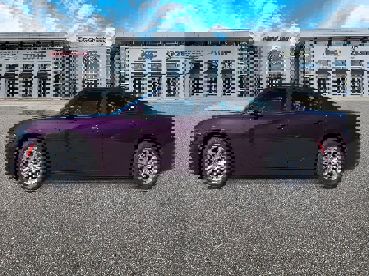 Used 2021 Dodge Charger SXT image 5