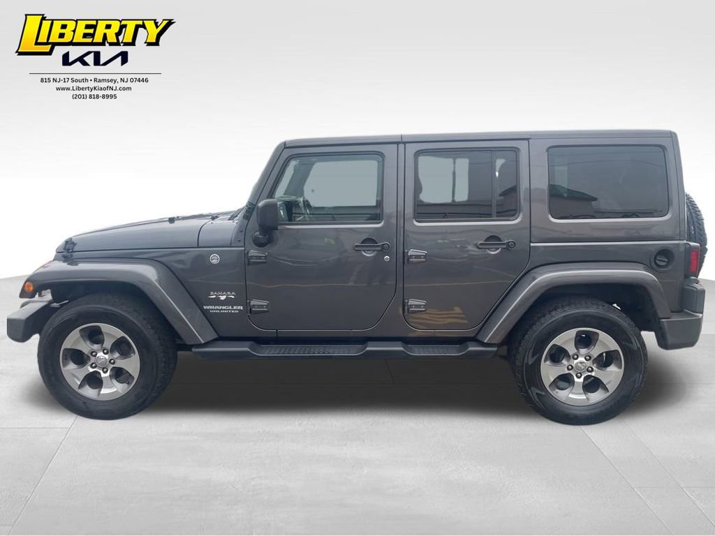 Used 2017 Jeep Wrangler Unlimited Sahara w/ Connectivity Group image 4