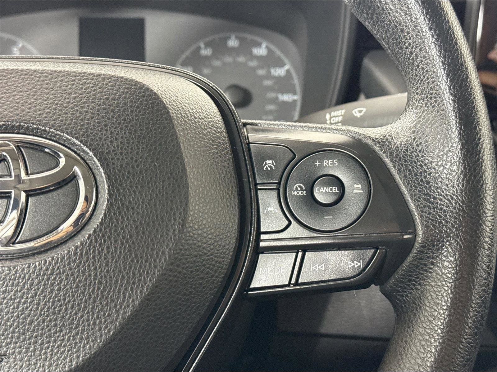 Certified 2024 Toyota Corolla LE w/ LE Convenience Package image 18