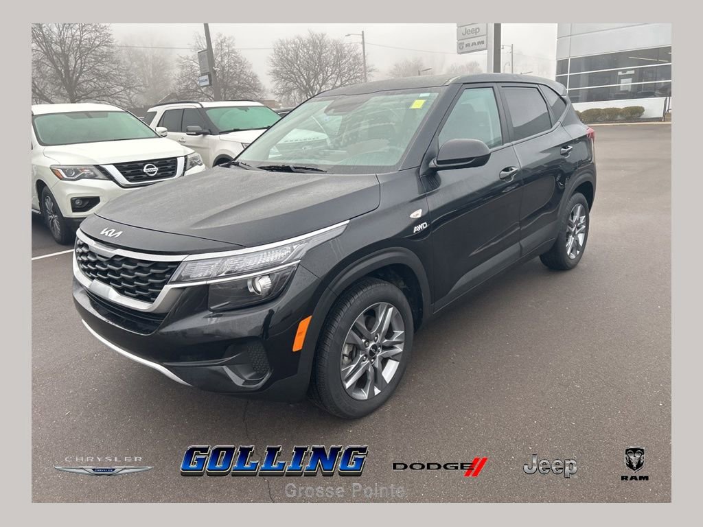 Used 2023 Kia Seltos LX