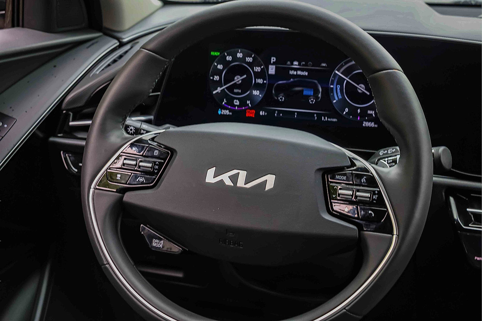 Certified 2025 Kia Niro Wind w/ Wind Preserve Package FWD image 21