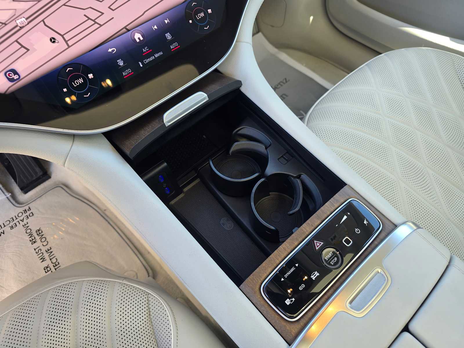 Used 2022 Mercedes-Benz EQS 580 4MATIC Sedan image 32