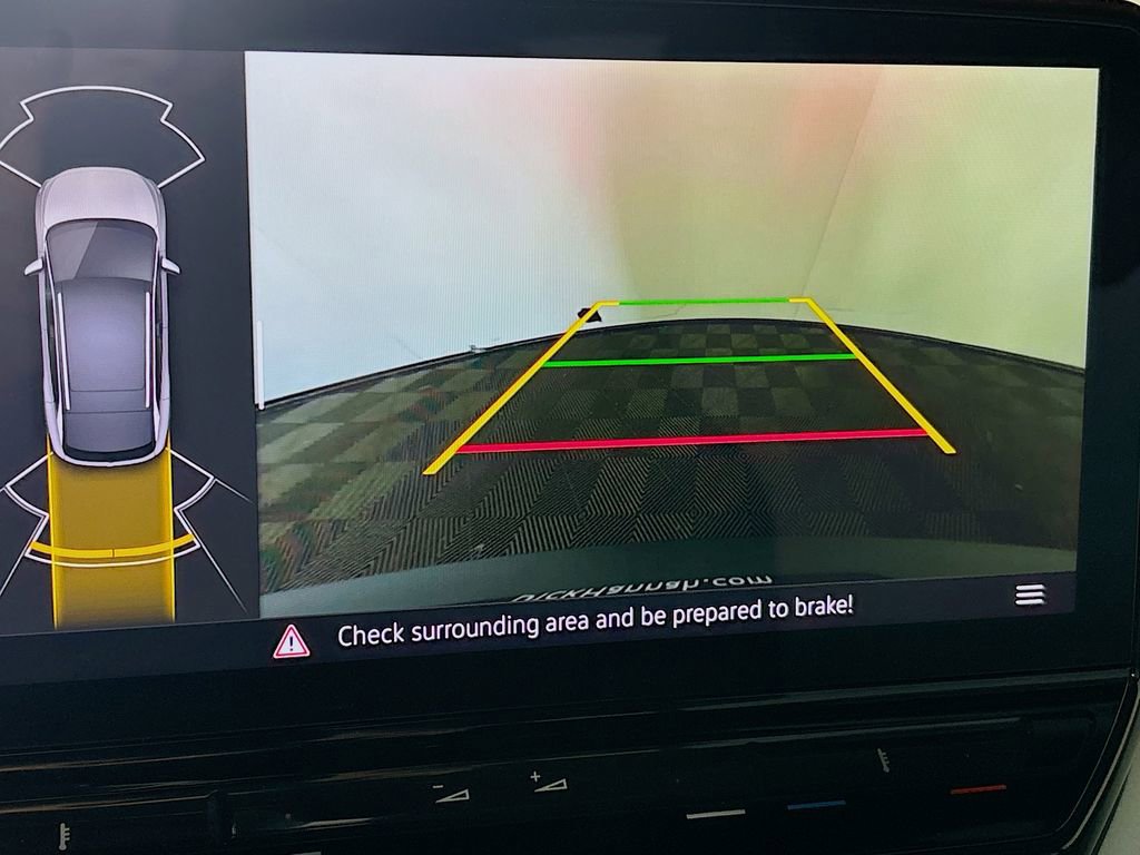 Used 2023 Volkswagen ID.4 2WD image 17