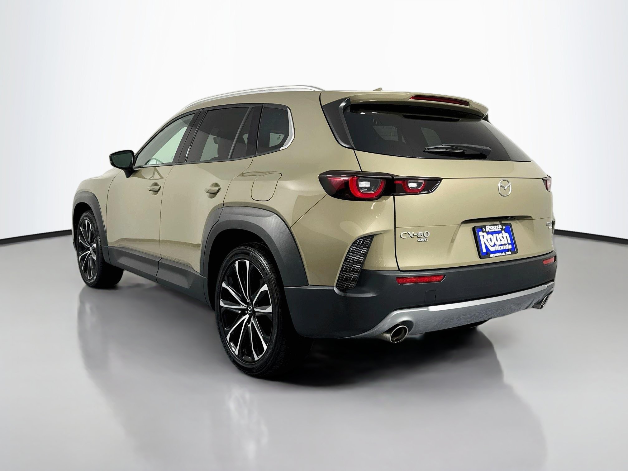 Used 2023 MAZDA CX-50 AWD 2.5 Turbo w/ Premium Pkg image 7