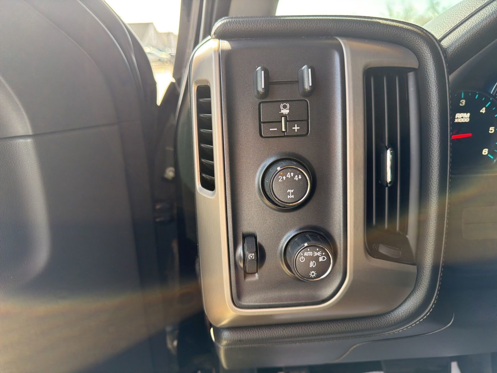 Used 2019 GMC Sierra 2500 Denali image 10