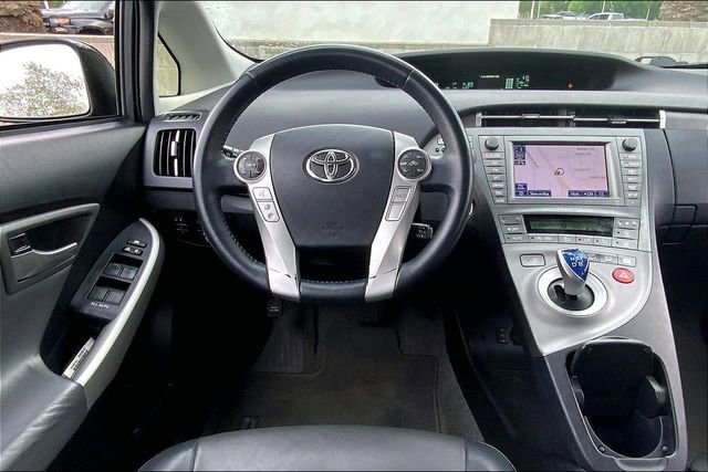 Used 2013 Toyota Prius Prime Advanced image 5