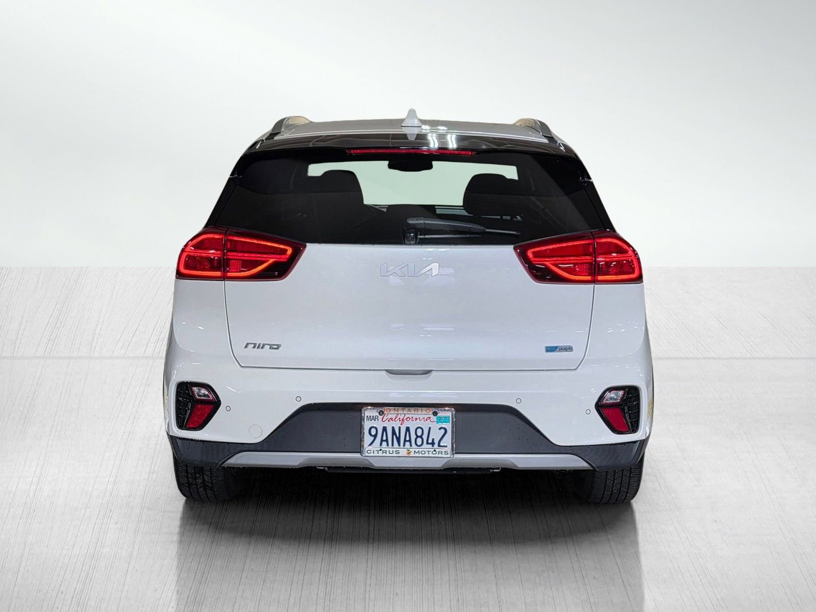 Used 2022 Kia Niro EX Premium FWD image 6