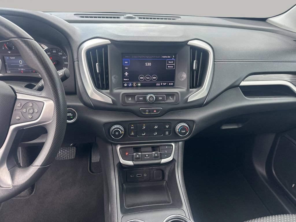 Used 2024 GMC Terrain SLE FWD image 25