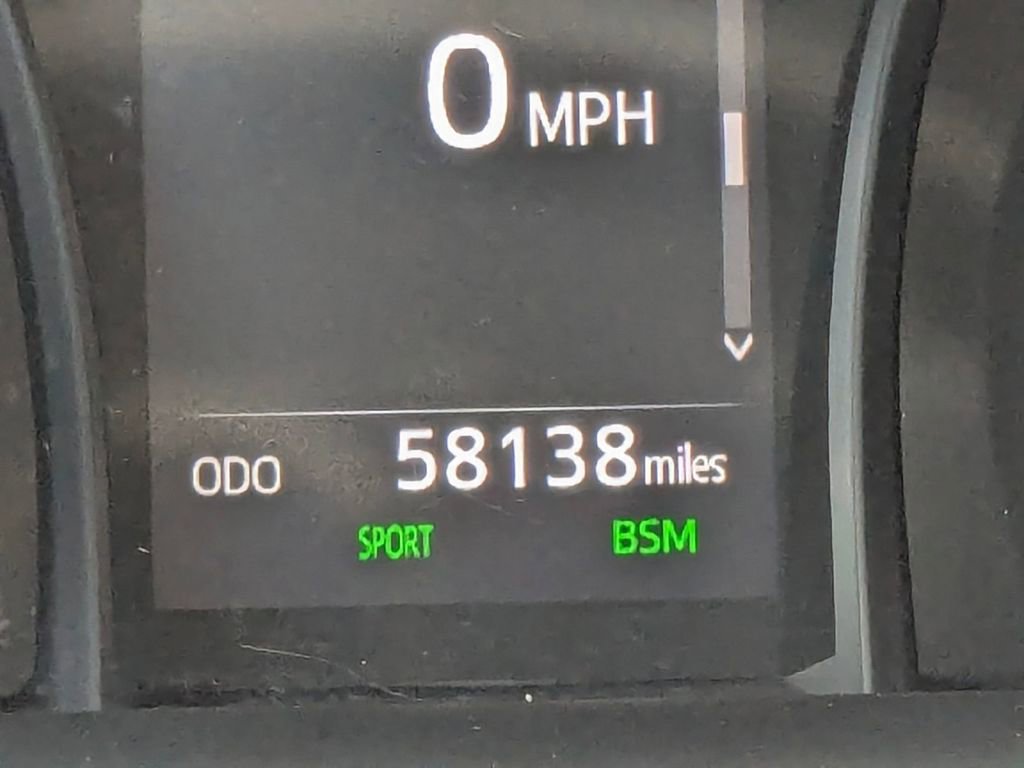 Used 2024 Toyota Camry SE image 21